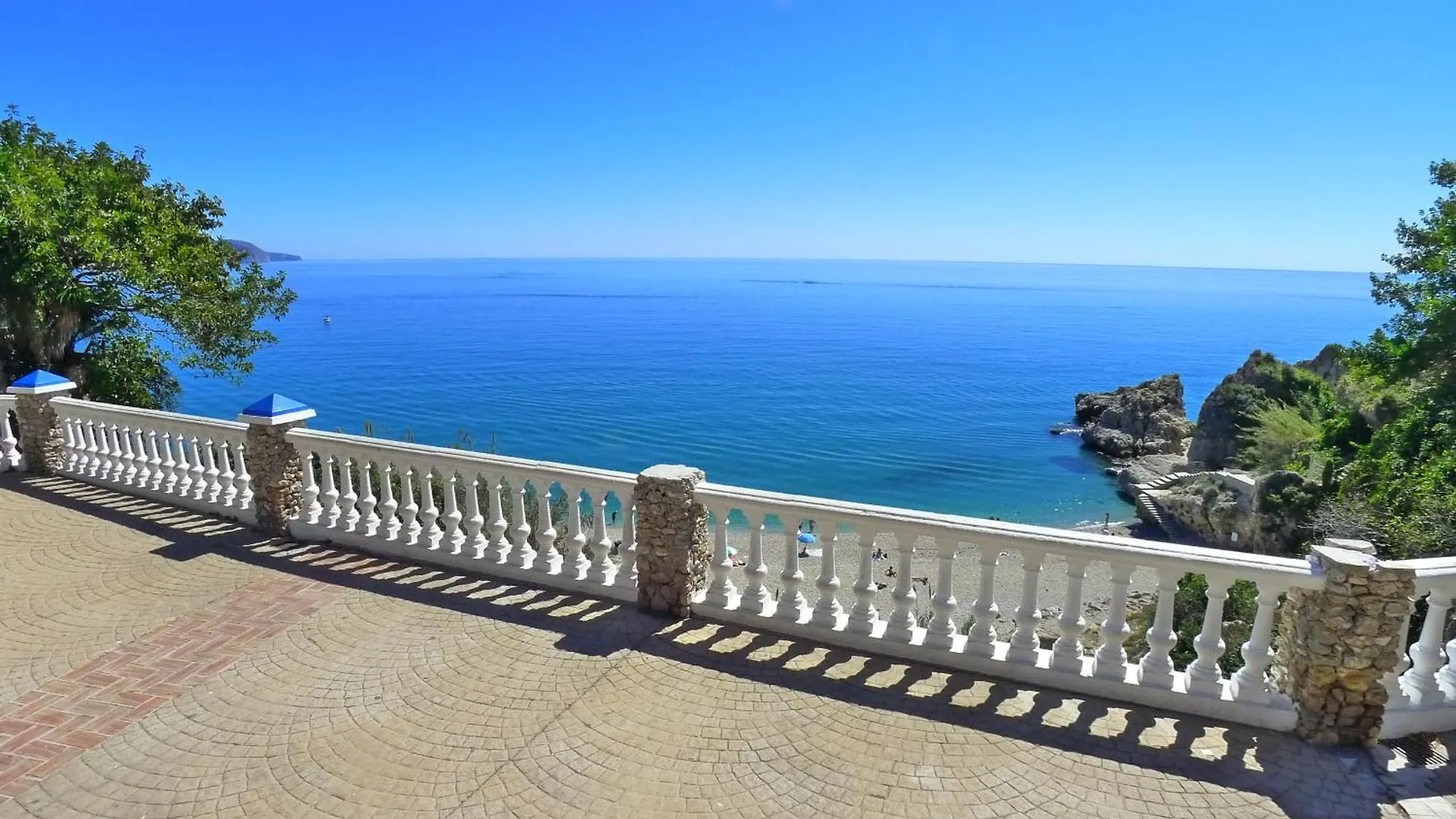 R1384 Casa Cleo Villa Nerja Vakantiehuis
