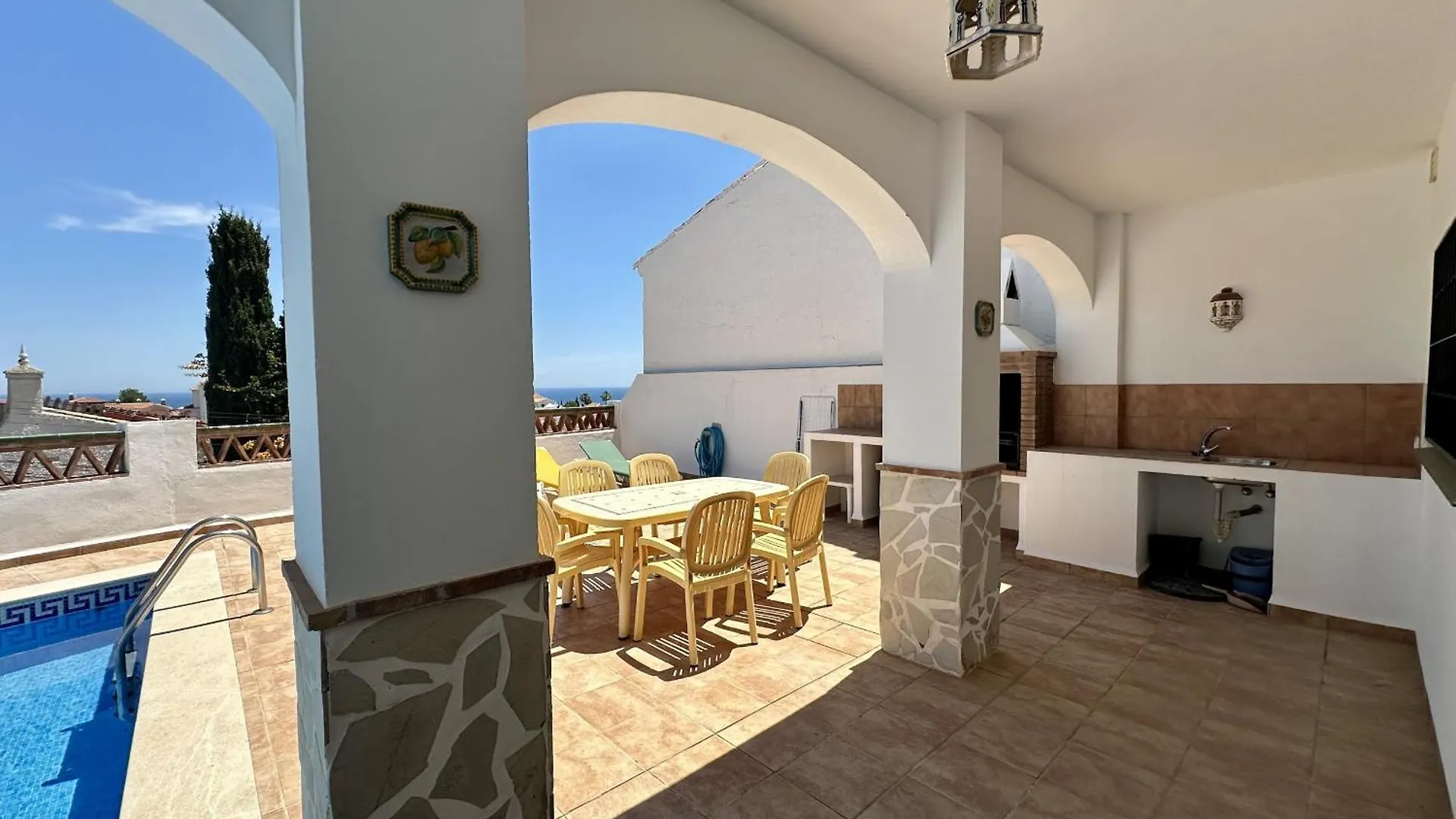 R1384 Casa Cleo Villa Nerja Vakantiehuis